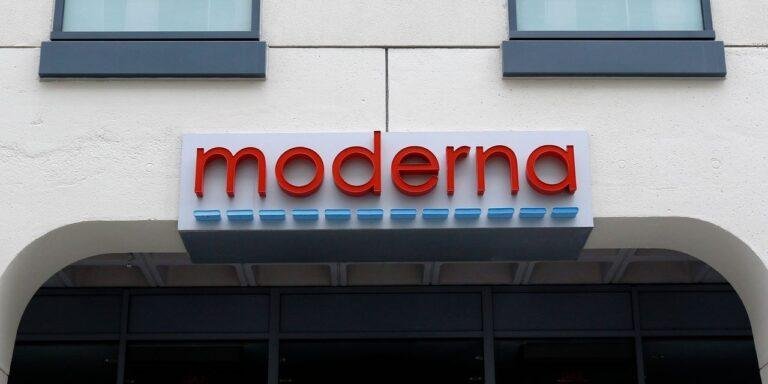Moderna’s mRNA Cancer Vaccine Shows Promise in Preliminary Study - WSJ