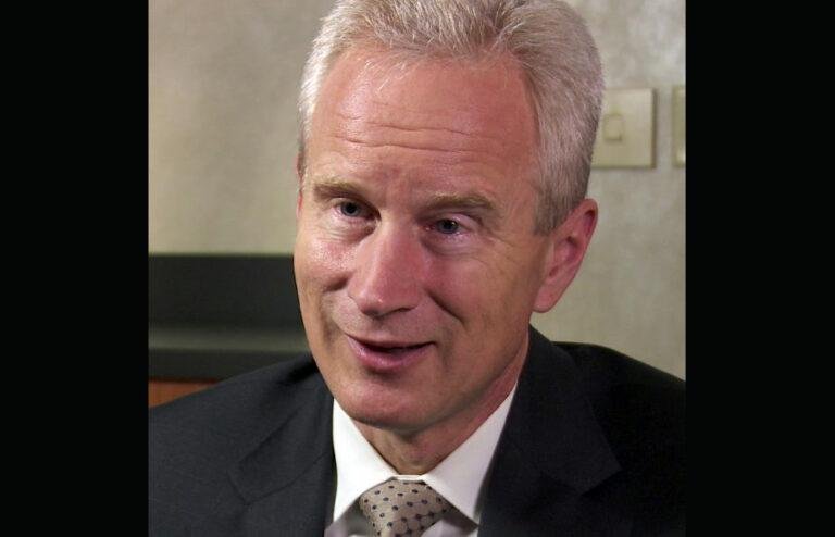Dr. Peter McCullough: Shedding of Vaccine mRNA Seem to be Real - NewsVoice