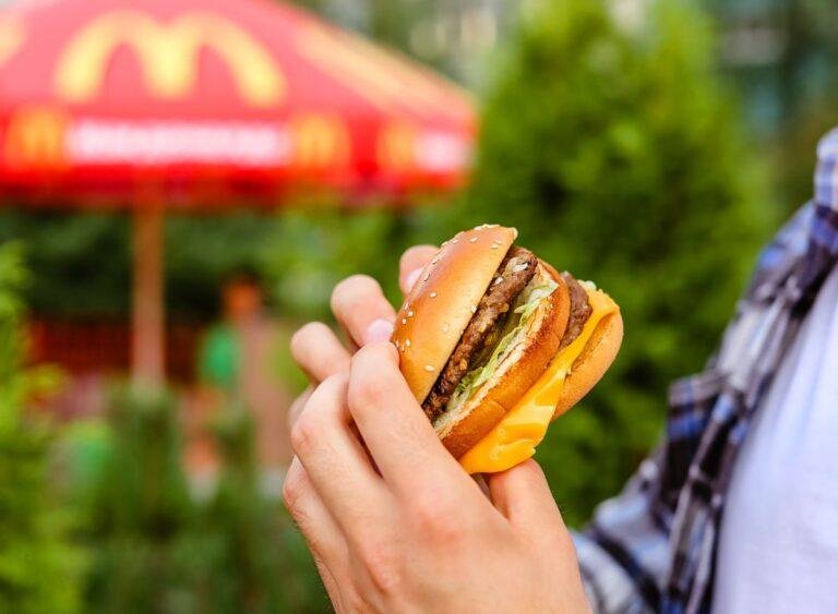 The Unhealthiest Fast Food Burger at Every Major Chain