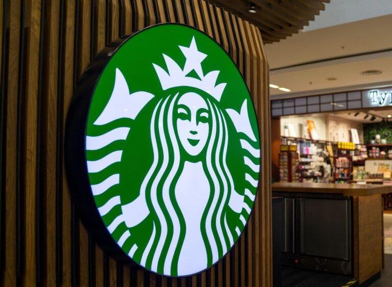 Starbucks' CEO Says the Food "Could Use More Work"