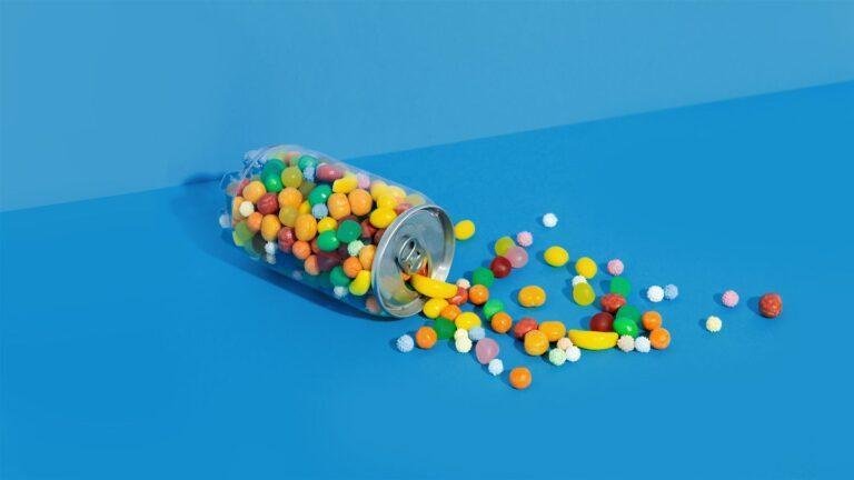 Ultra-Processed Foods and Artificial Sweeteners Linked to Depression Risk