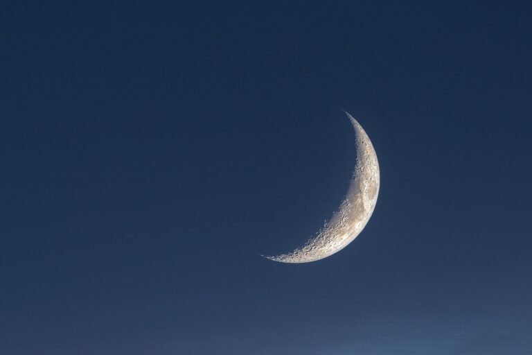 Sultan to Nigerian Muslims: Fasting continues Tuesday, Eid-el-Fitri is Wednesday